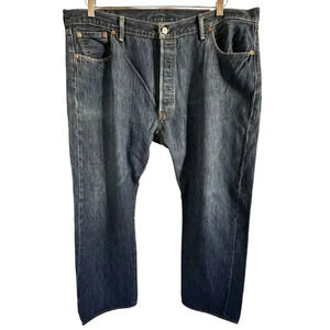 levis 501xx jeans Men's 42x30, tag 44x32 med wash straight leg button fly